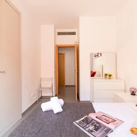 Apartament Ab Placa De Sants *